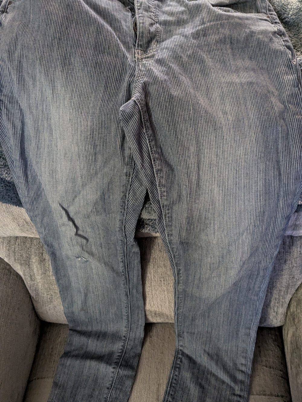 Laurie Felt Women's Boyfriend Jeans - Blue Pinstripe